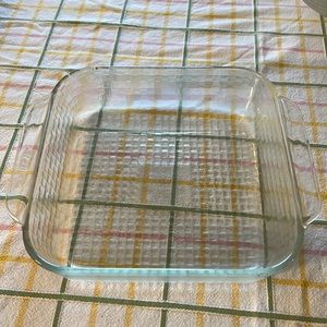 Vintage Pyrex, 8 x 8 x 2” baking dish in basket weave pattern
